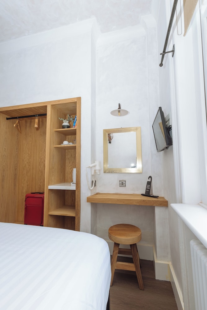 Oasis, Deluxe, Double Bed, Garden View، Central Hotel 4/8