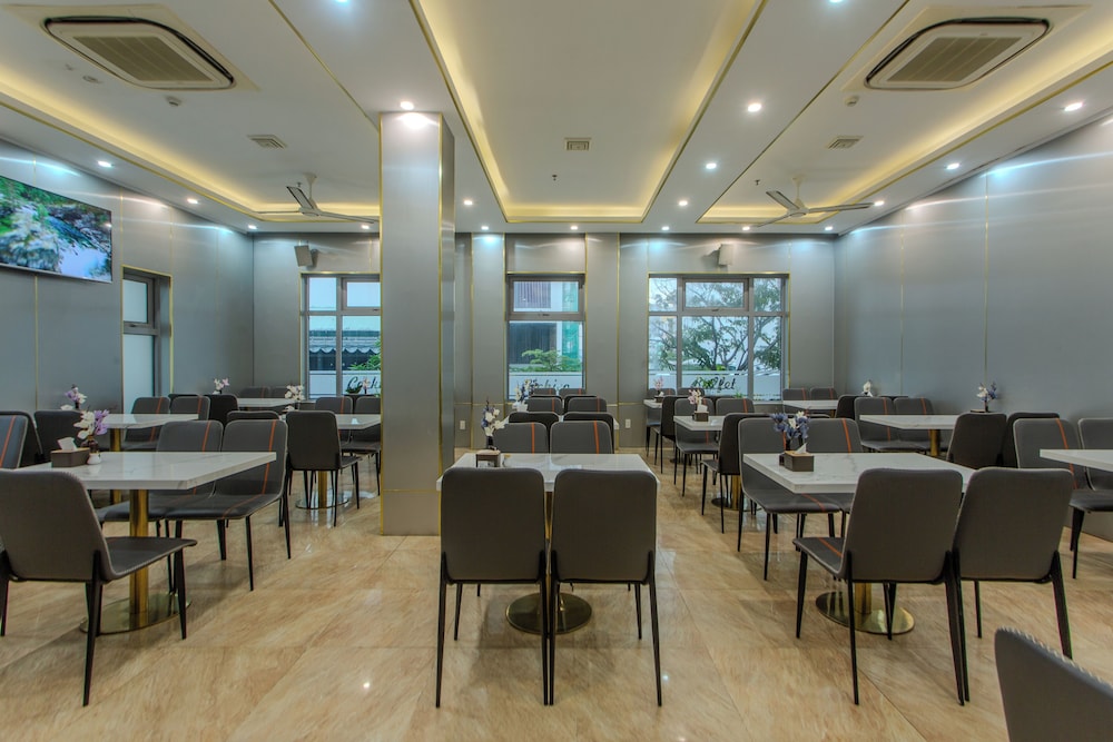 Richico Apartments And Hotel 63/82
