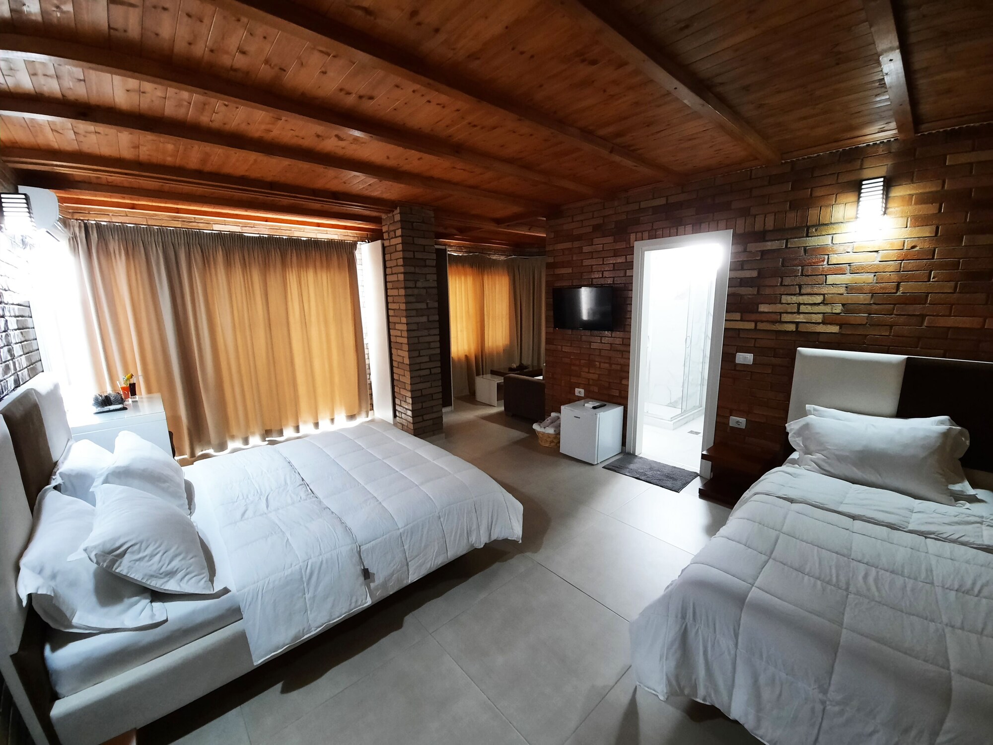 Deluxe Triple Room Sea View