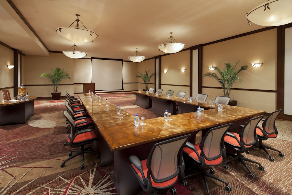 Sheraton Uptown Albuquerque 40/44