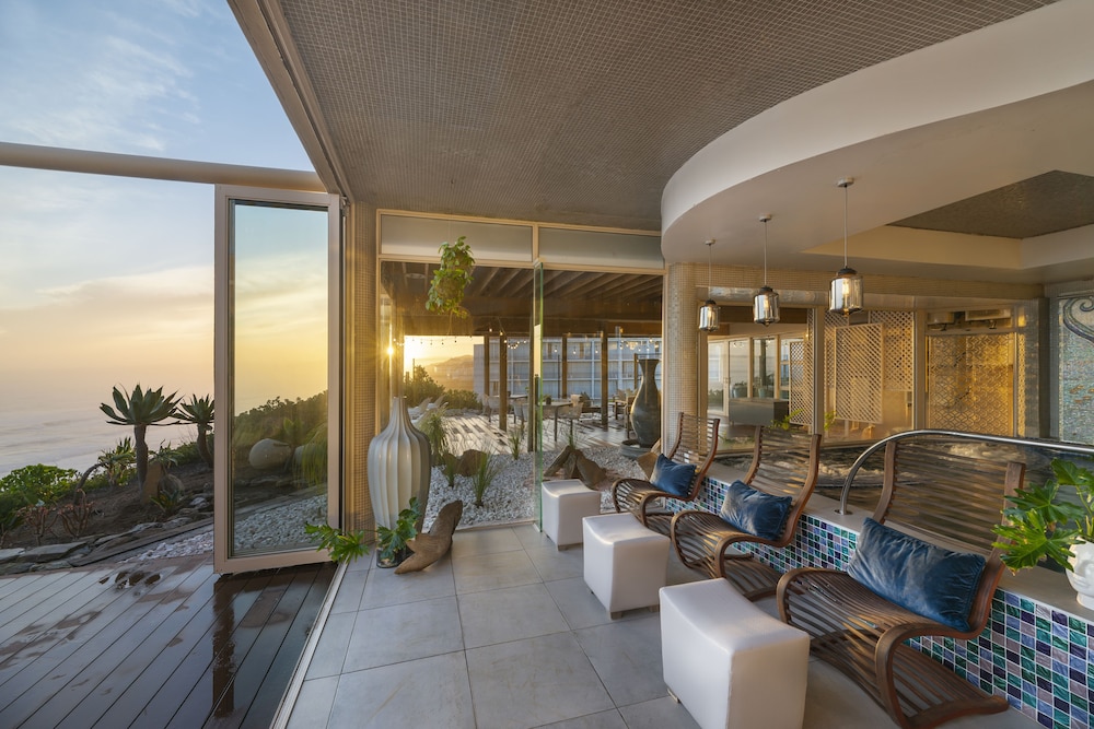 Views Boutique Hotel Spa 56/70