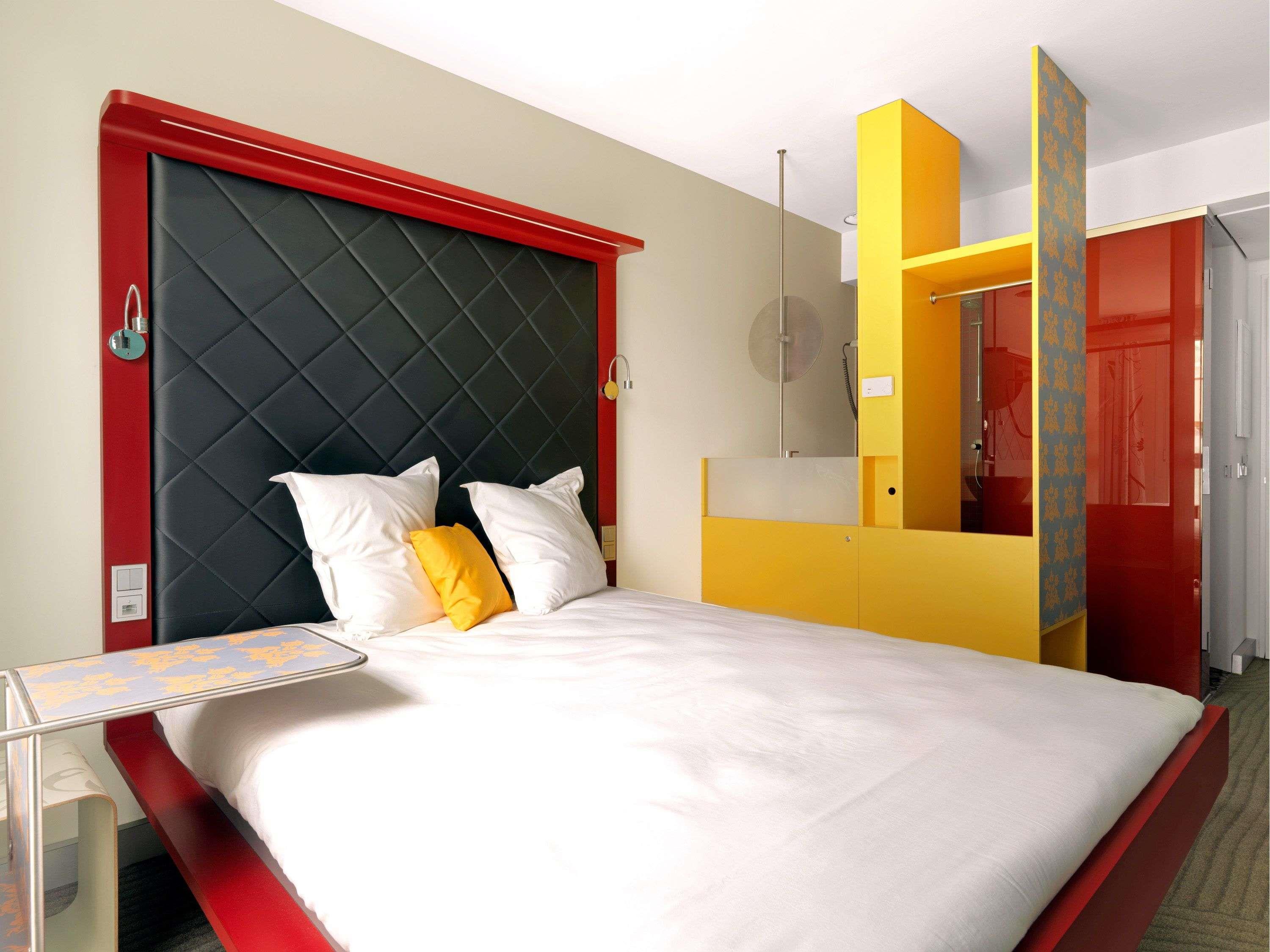 CONNECTING, 2 ROOMS, FAMILY SUITE