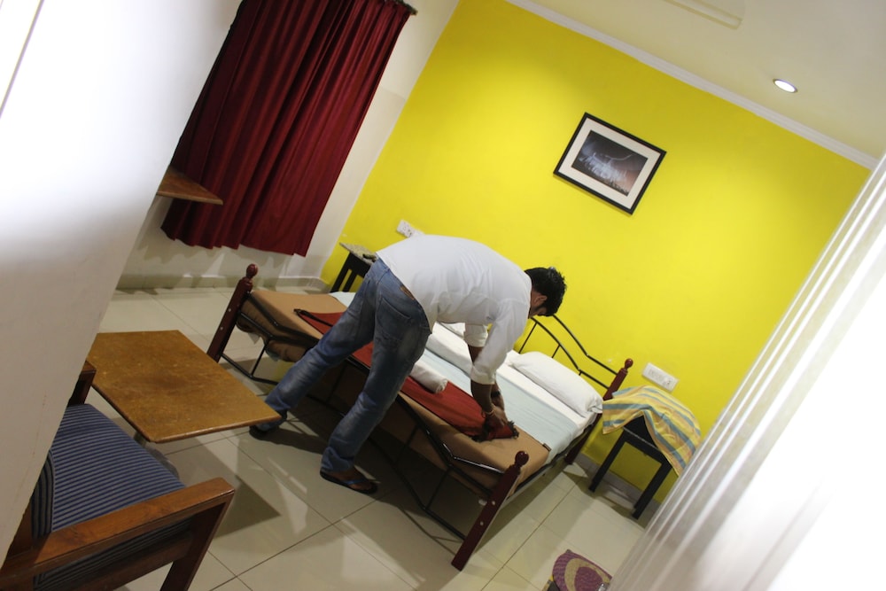 Deccan Comforts 37/41