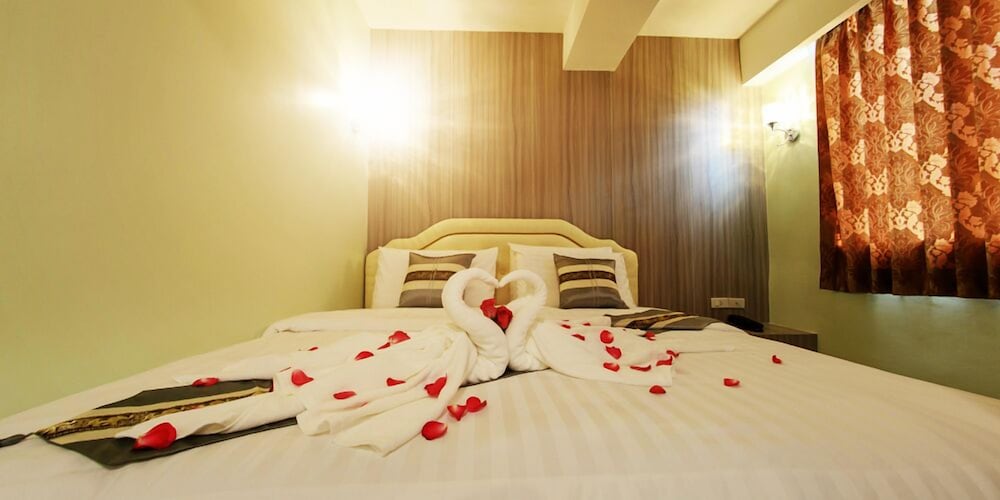 RoomQuest Suvarnabhumi Airport Rom Klao 31/55