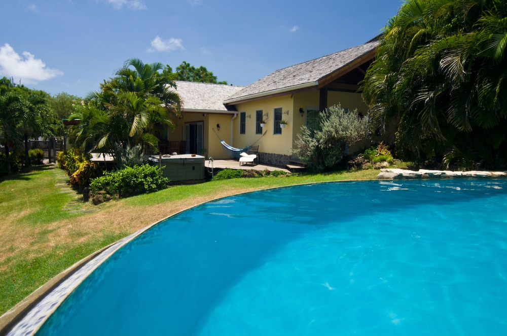 Maca Bana Luxury Boutique Resort 37/45