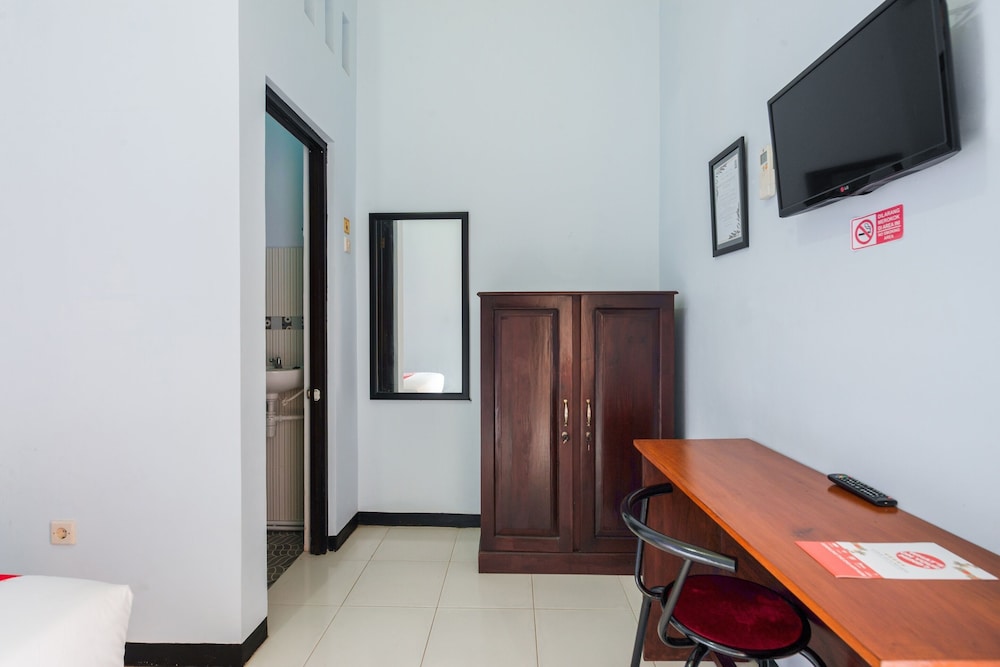 OYO 3387 Nakula Homestay Syariah 16/19