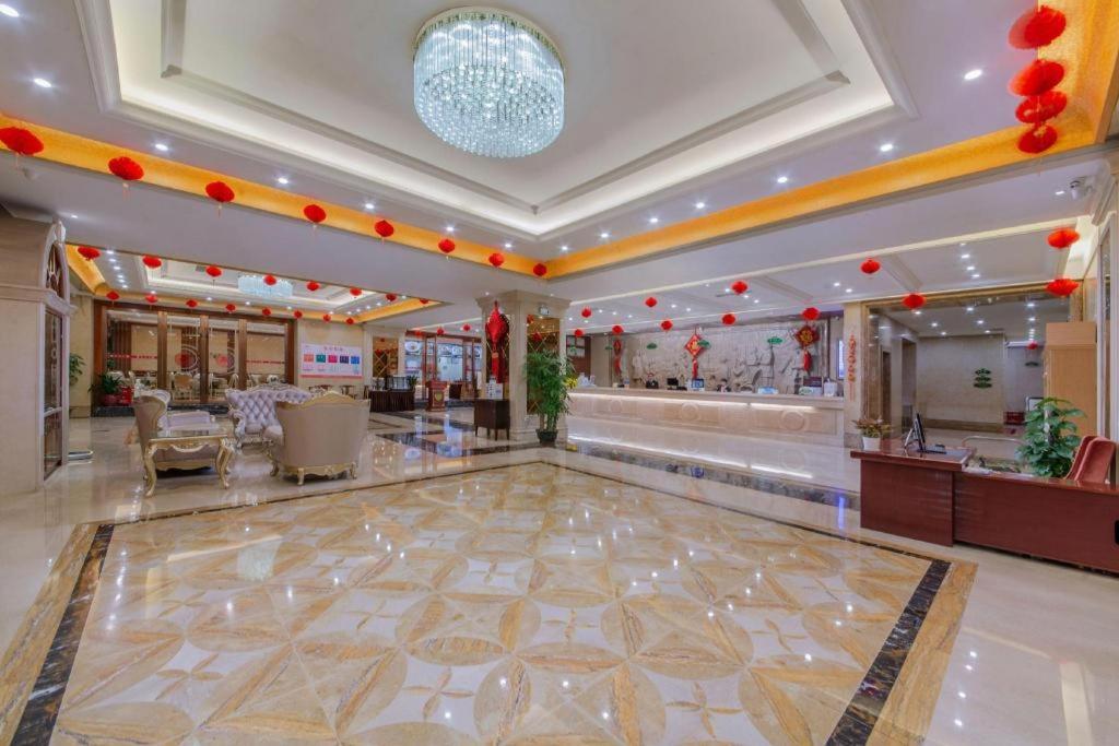 Vienna Hotel Henggang Xincheng 15/57