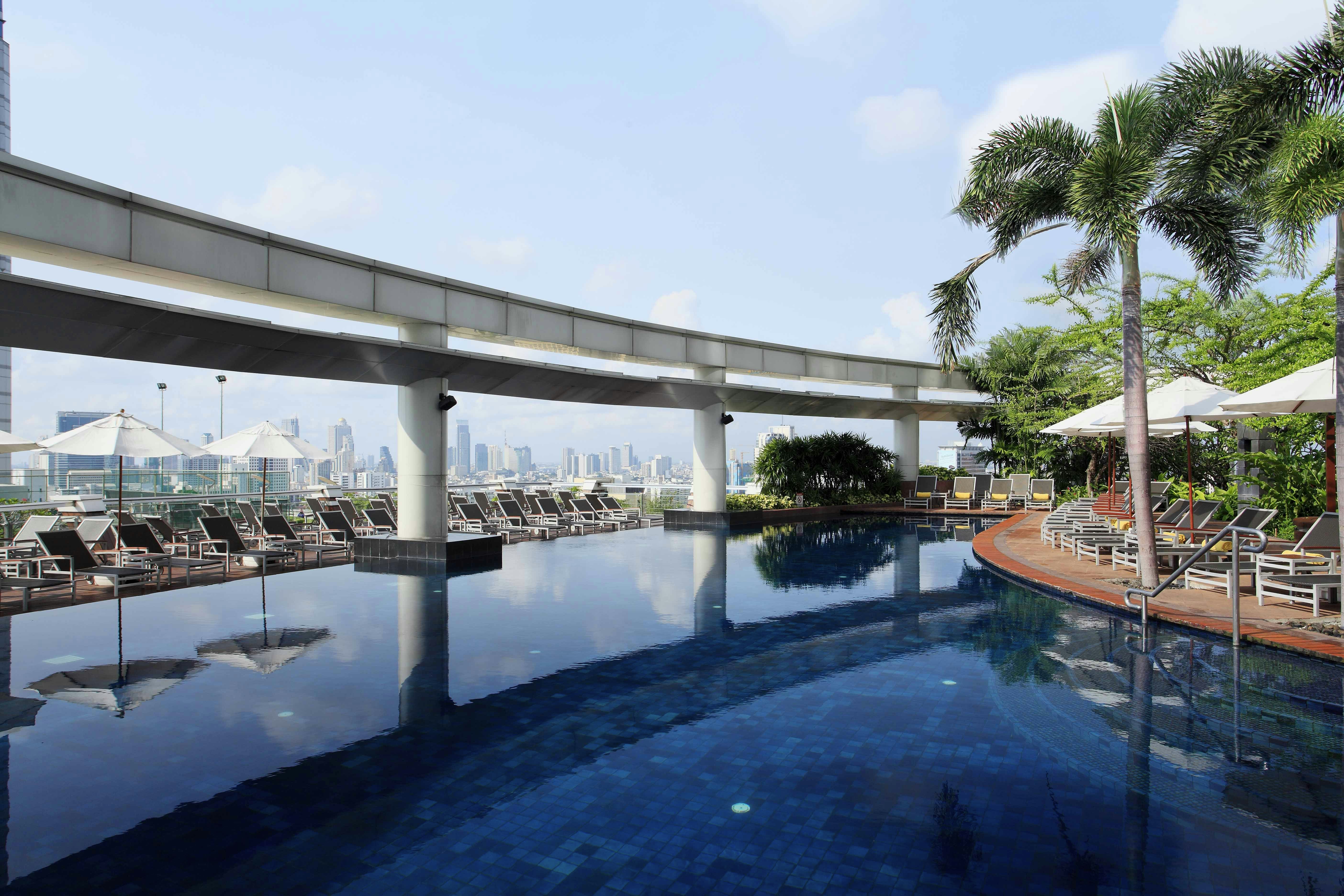 Centara Grand and Bangkok Convention Centre at CentralWorld 23/50