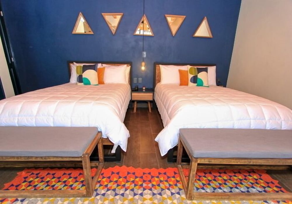 Standard, 2 Queen Beds