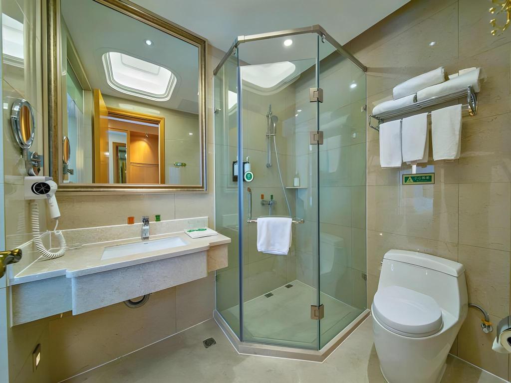 Vienna International Hotel (Kunming New Luosiwan, Vanke Charming City, Guangwei Metro Station) 47/52