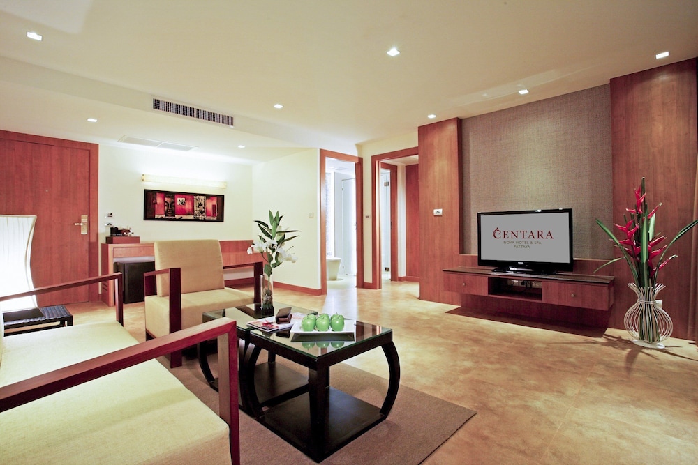 Centara Nova Hotel Pattaya 40/60
