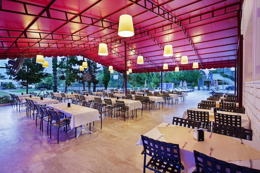 Rose Garden Premium Hotel 35/49