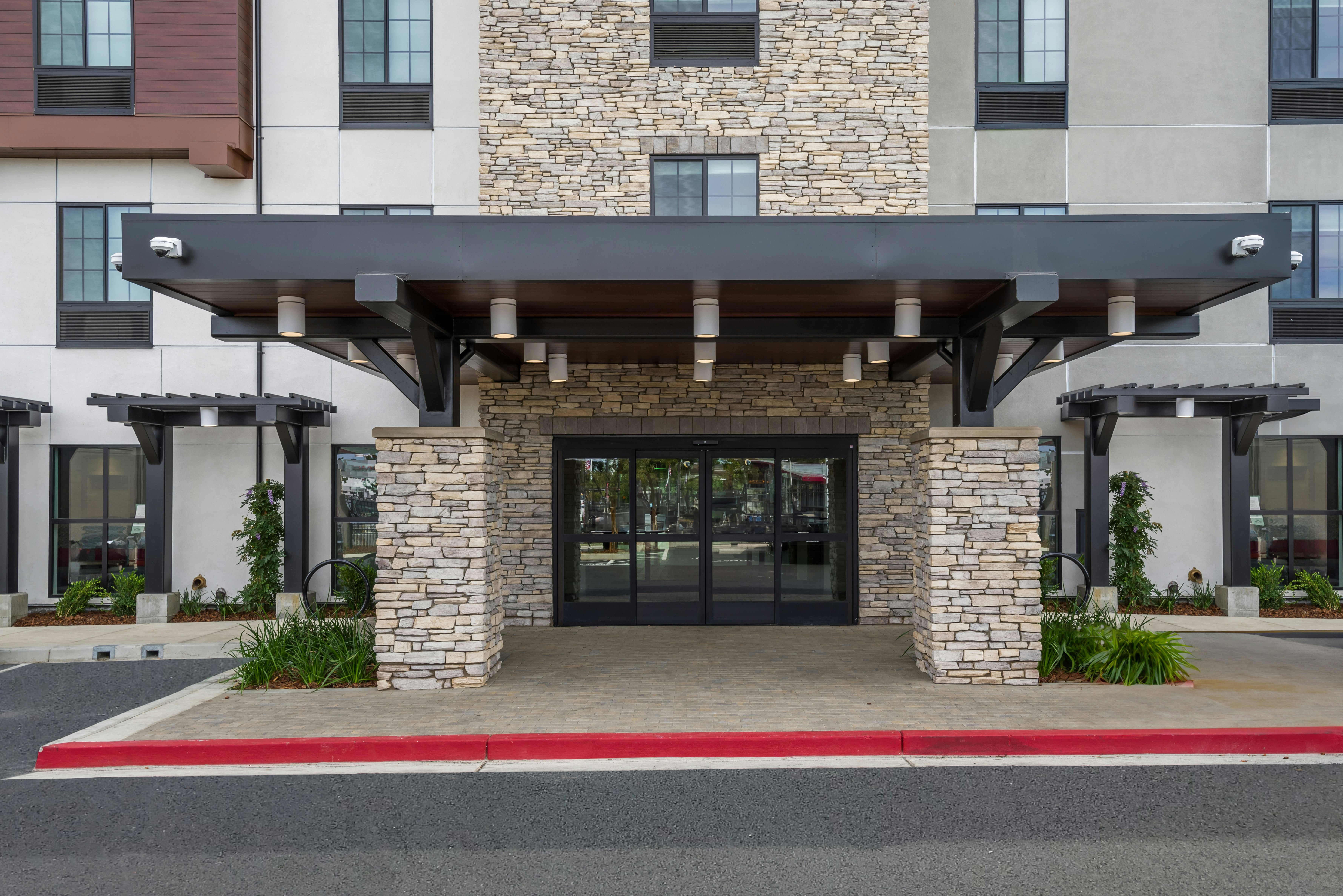 Hampton Inn Concord 2/21