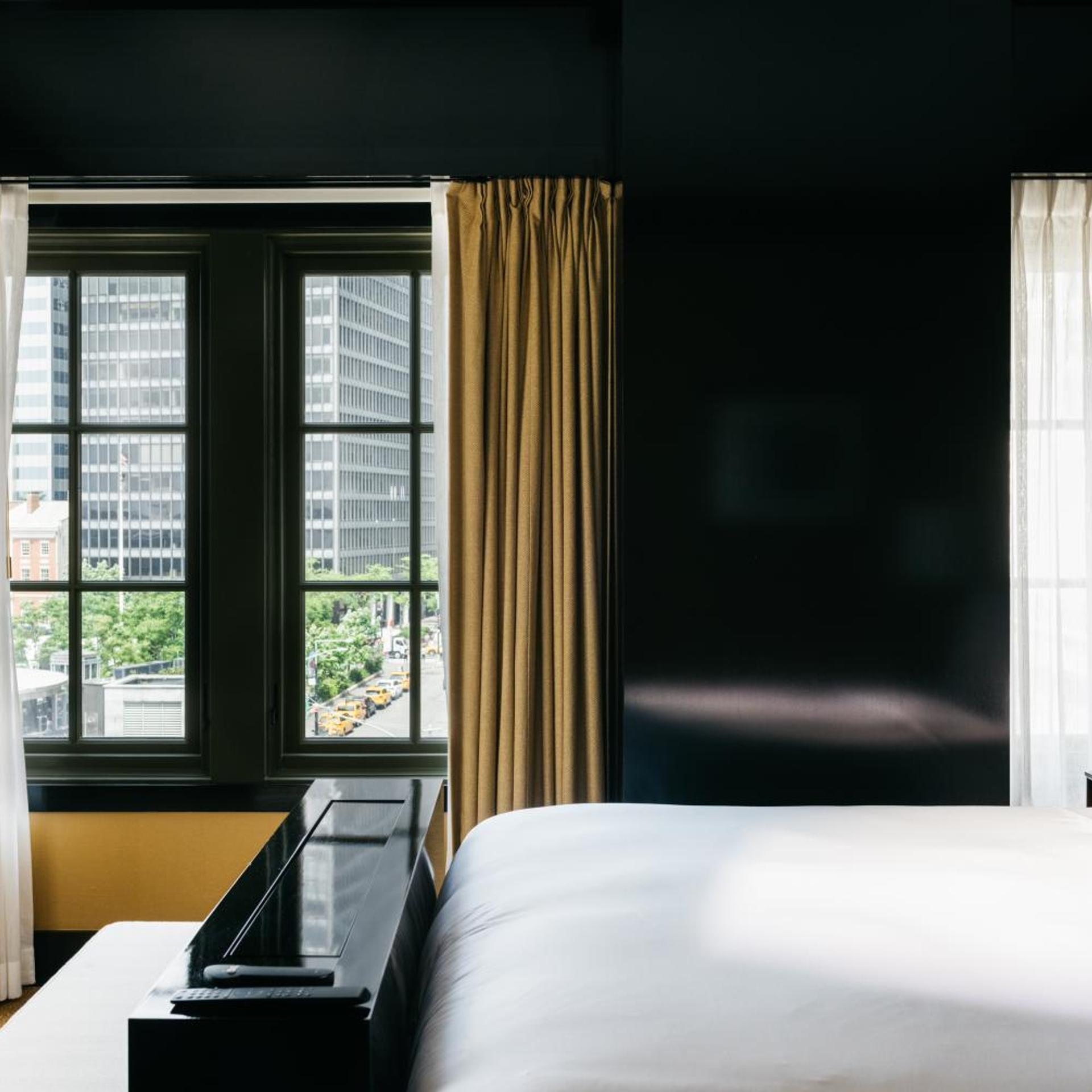 Suite, Corner