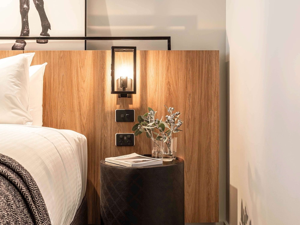 Mercure Sydney Rouse Hill 15/67