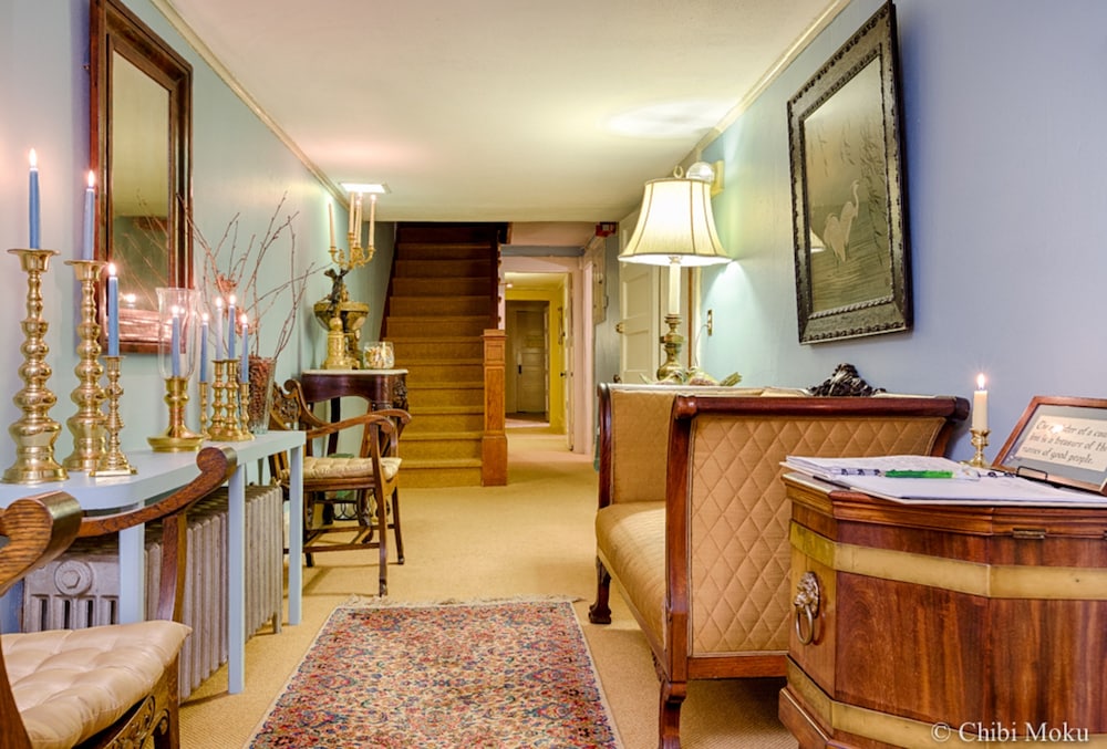 Follansbee Inn 71/72