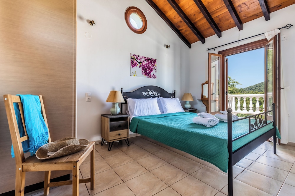 Skopelos Country Villas 12/48