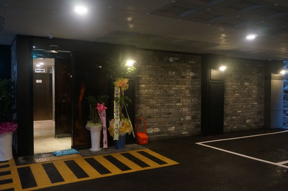 Hotel Mu 22/33