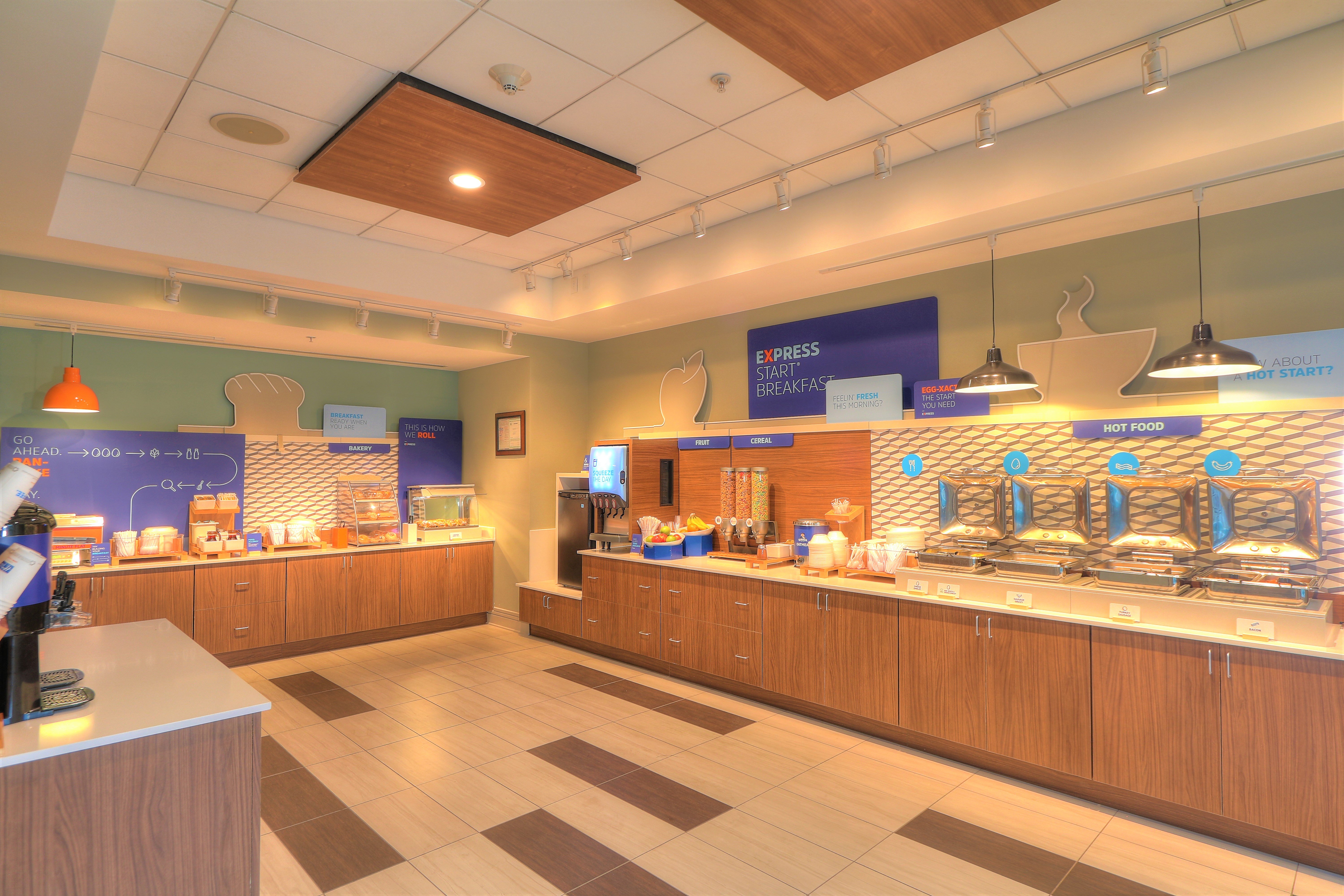 Holiday Inn Express Hotel Suites Mobile Saraland 8/54
