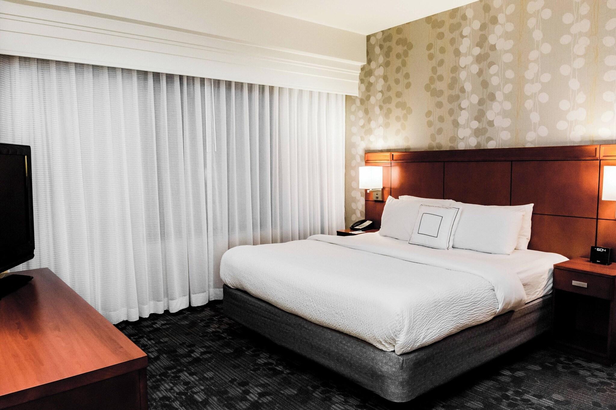 1 Bedroom, Suite, King Bed
