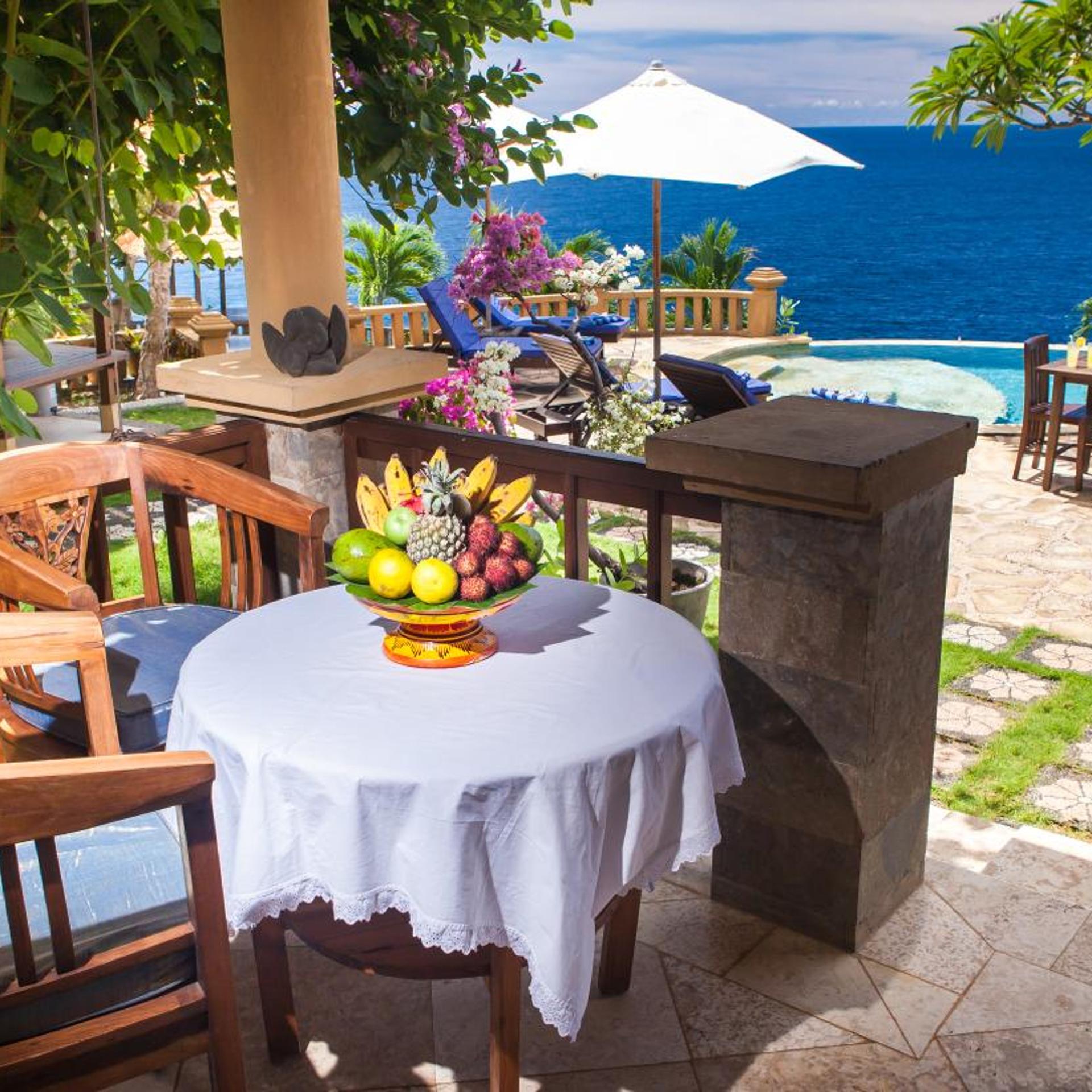 BLUE MOON VILLAS 44/55