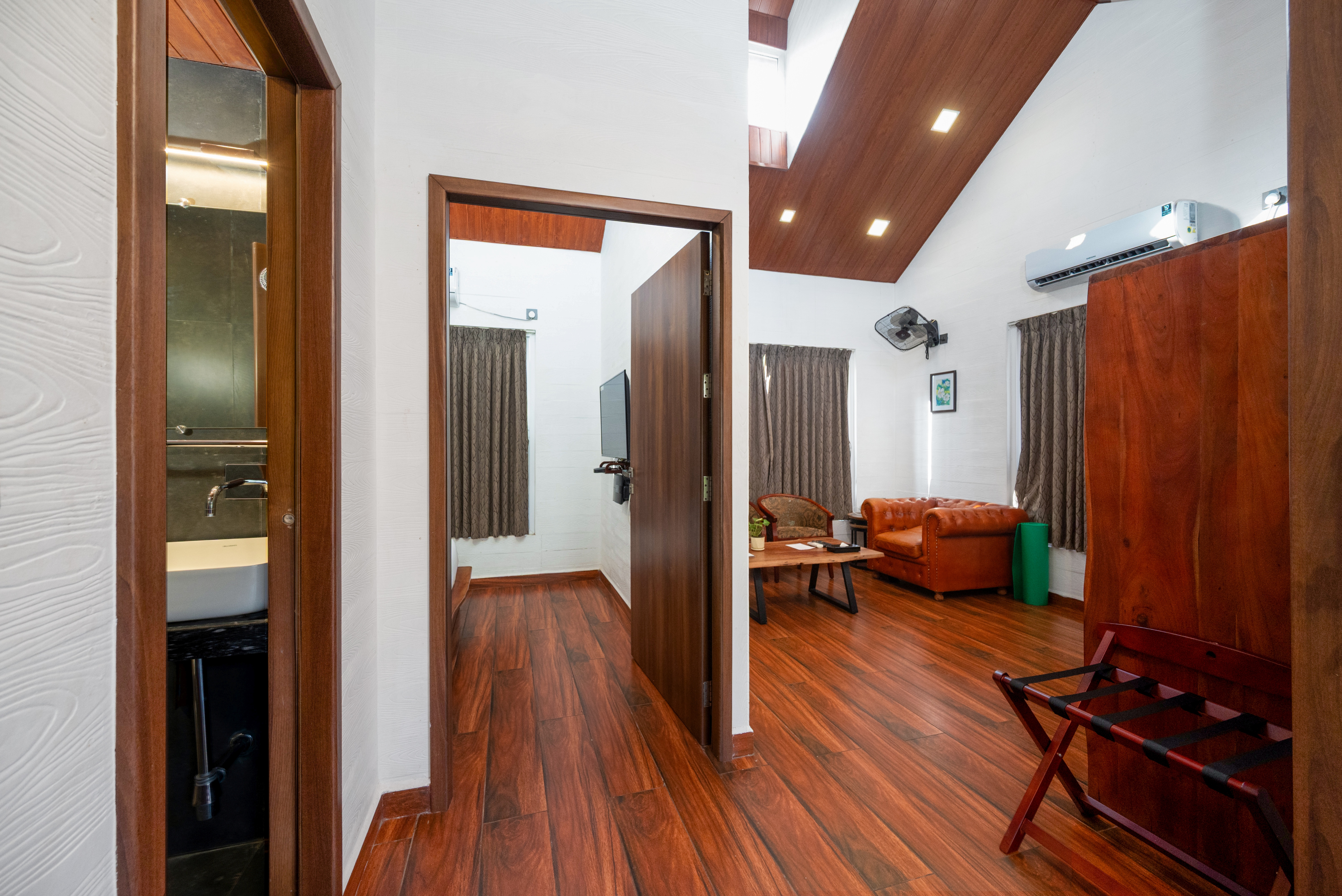 Orchid Hotel Panchgani 23/50