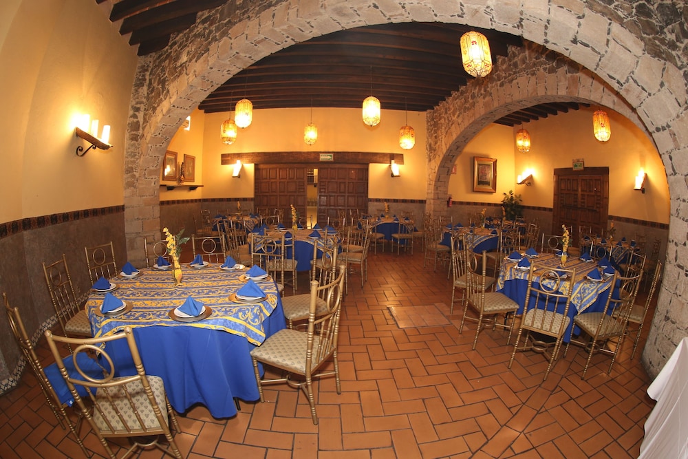 restaurant-cafeteria