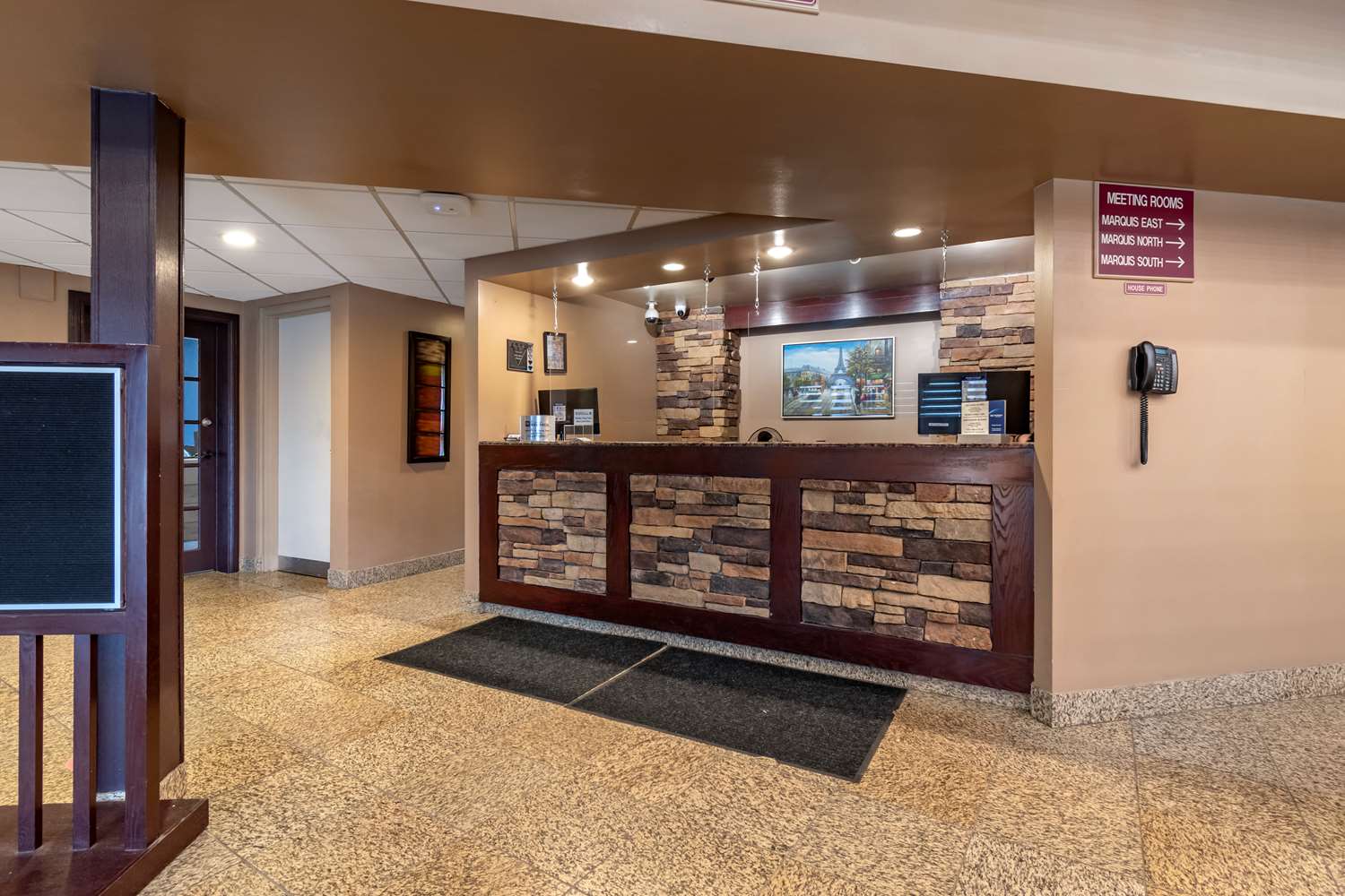 Best Western Marquis Inn and Suites 2/14