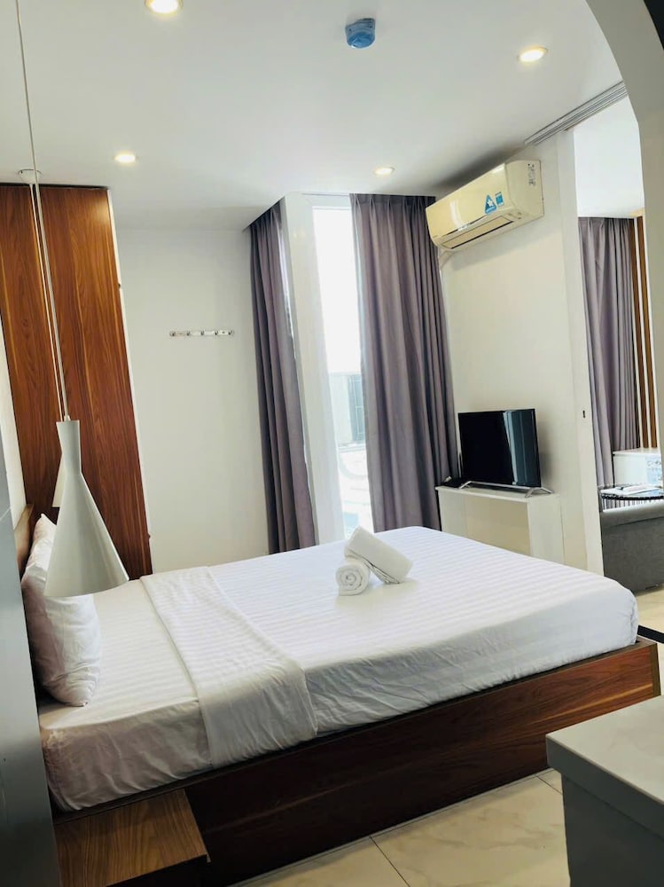 Otis Apartment - 33 Tran Ke Xuong Rooftop 15/50