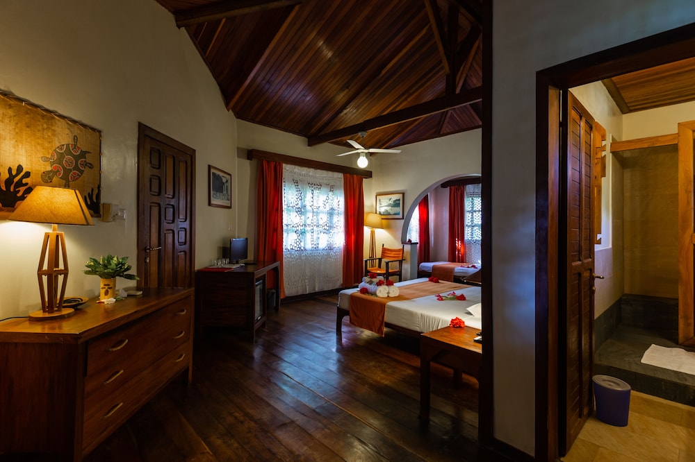 Corail Noir Hotel 12/50