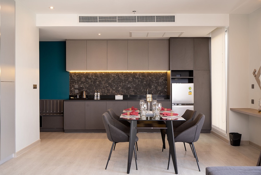 Thaya Hotel Bangkok 33/39