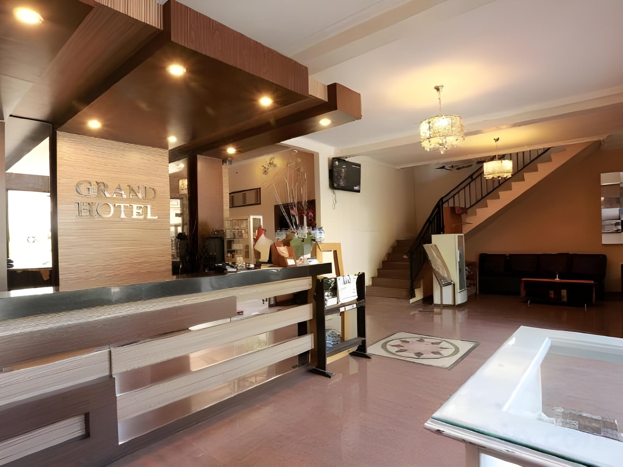 Grand Hotel Lombok 6/26