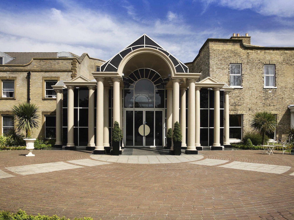 MERCURE YORK FAIRFIELD MANOR HOTEL 71/74