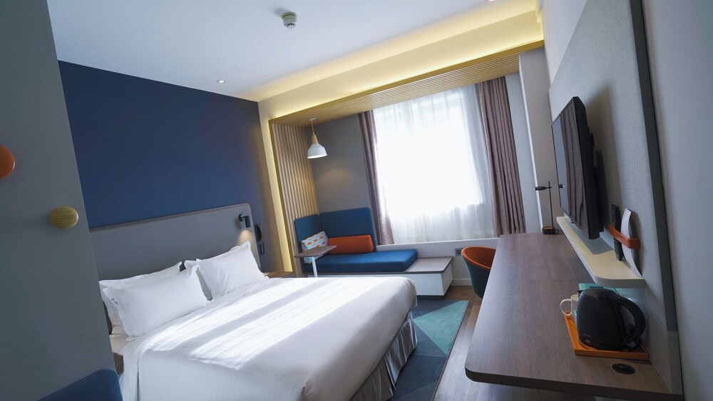 Holiday Inn Express Dongli 17/40