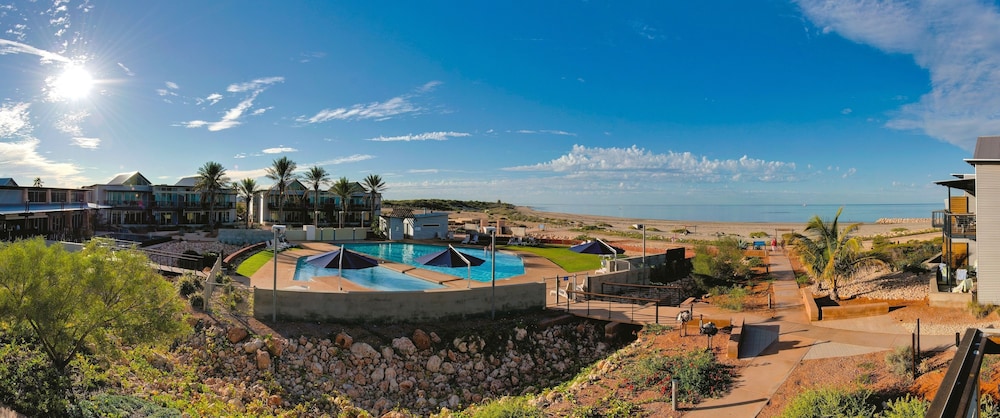Mantarays Ningaloo Beach Resort 2/67