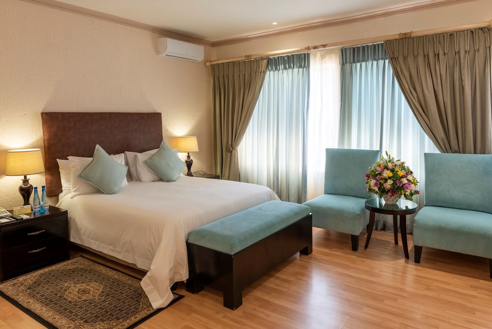 The Royal Villas Swaziland 7/36