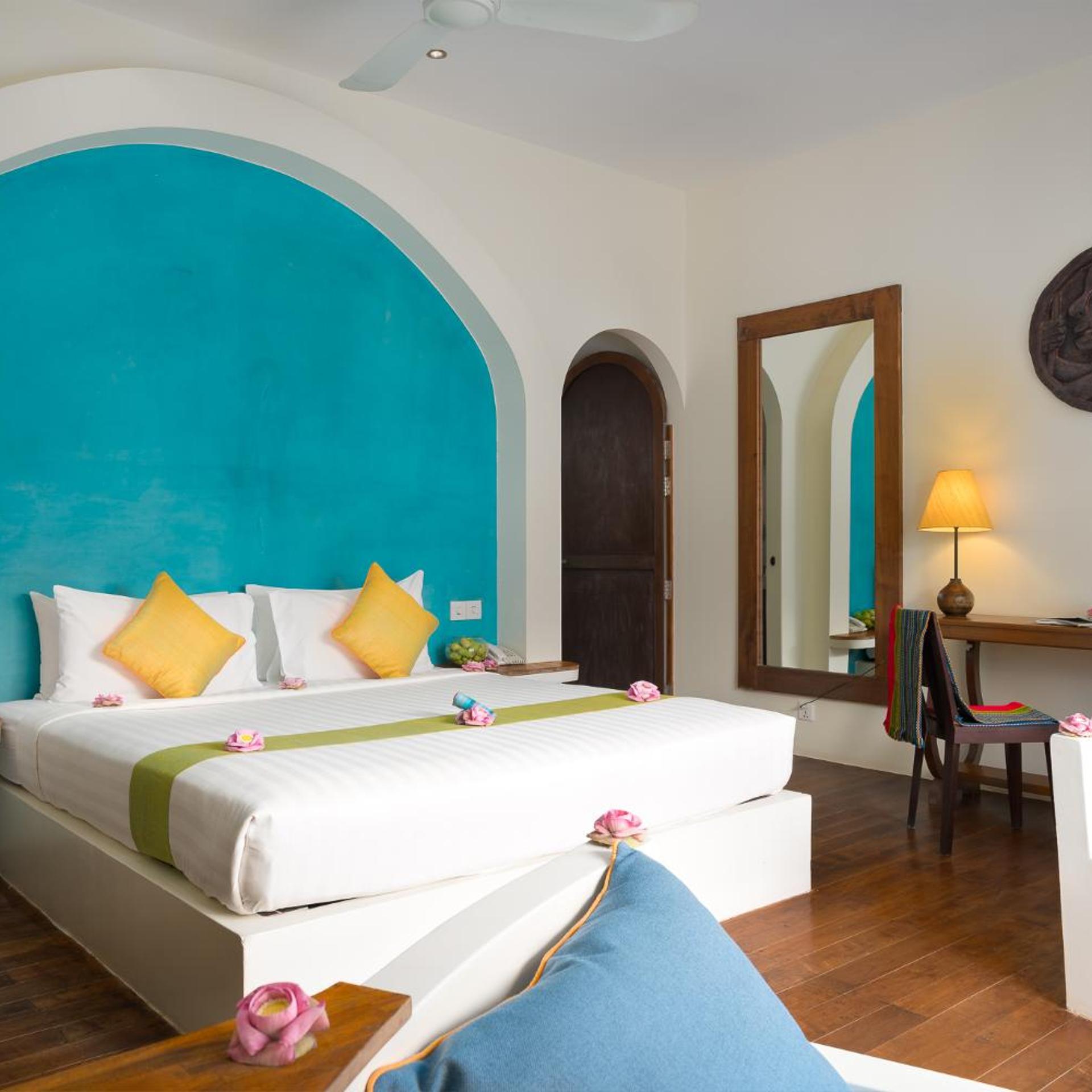 EXPLORER DOUBLE ROOM.