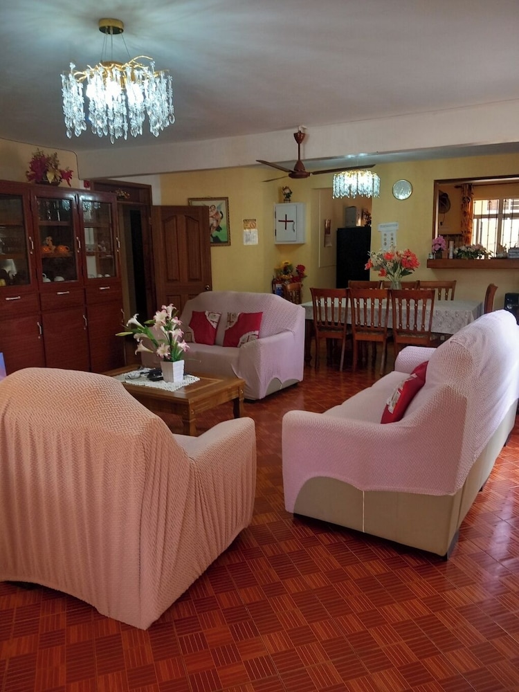 La Villa De Marie 34/47