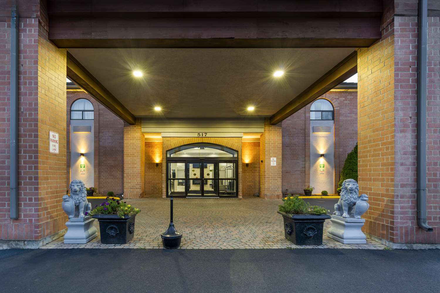 Comfort Inn & Suites Mundelein-Vernon Hills 7/19