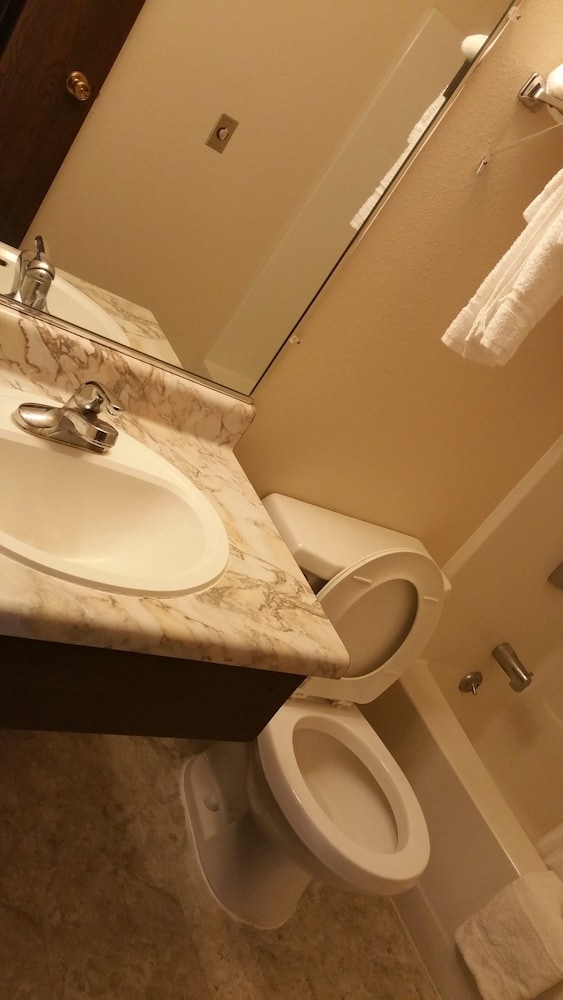 Rodeway Inn Mitchell 21/44