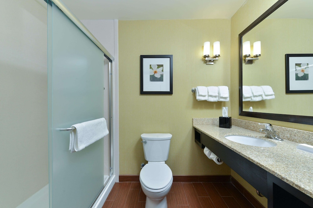 Hilton Garden Inn Cincinnati/West Chester 12/81