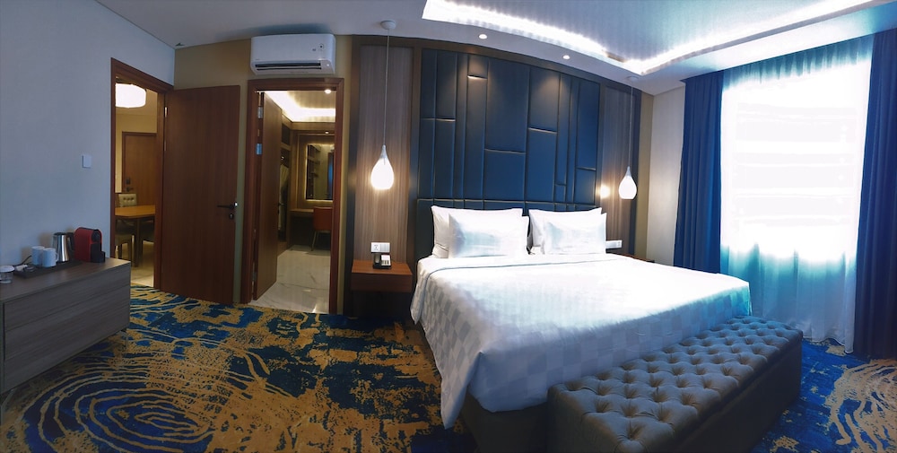 Swiss-Belhotel Cendrawasih Biak 9/60