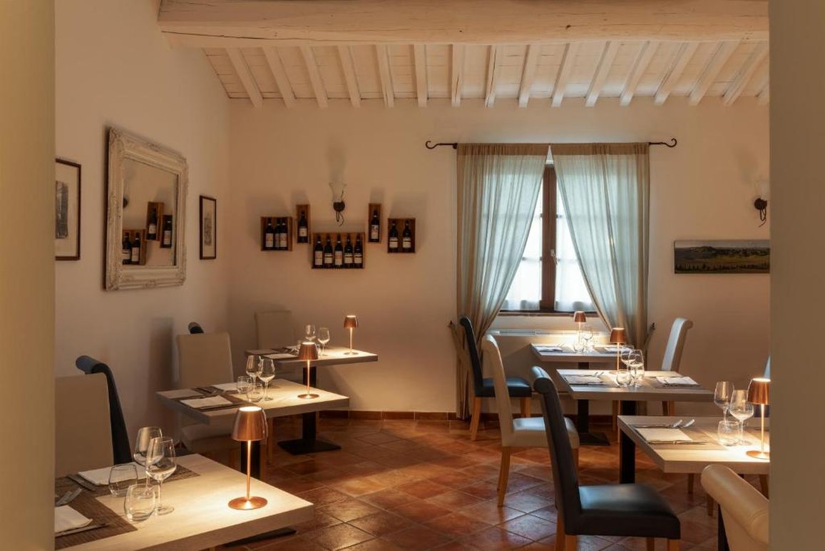 Castello Di Leonina Relais 34/46