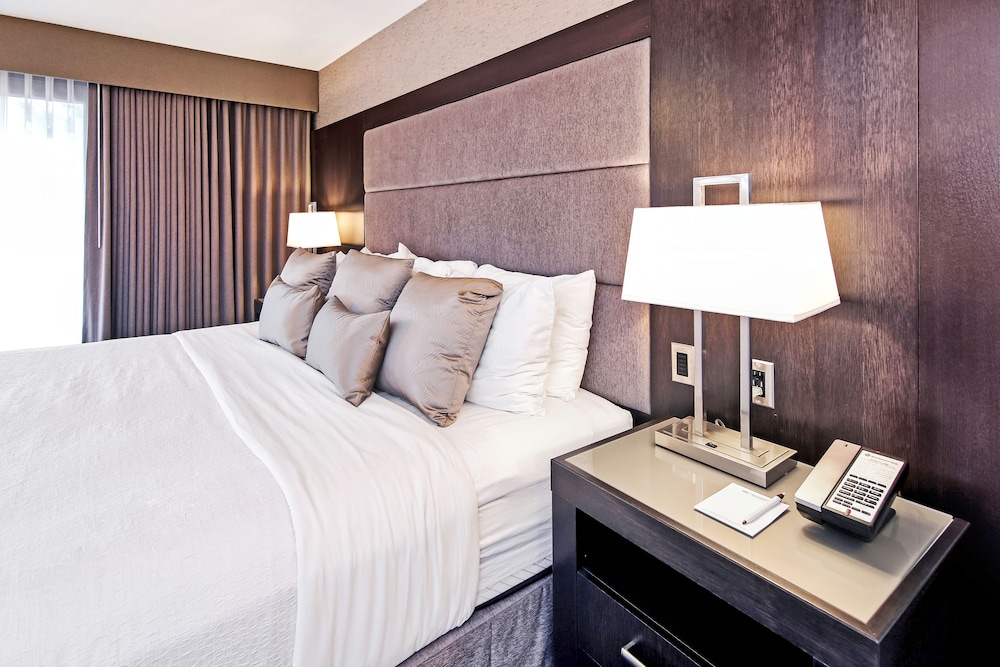 Best Western Plus Banff International Lodge 24/42