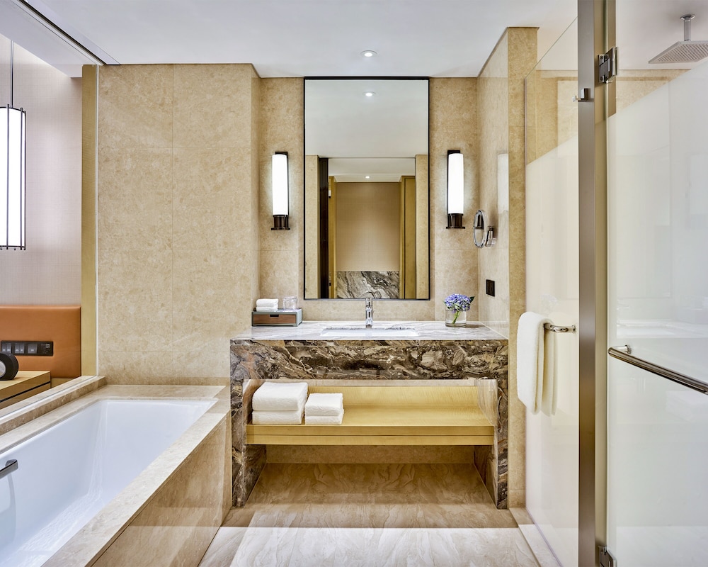 Hyatt Regency Shenzhen Yantian 19/68