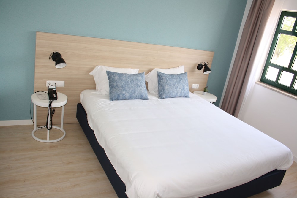 Flag Hotel Santarem 7/24