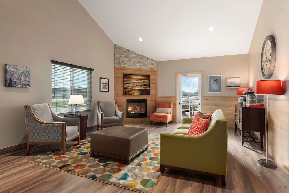 Country Inn and Suites By Radisson Baxter MN 10/22