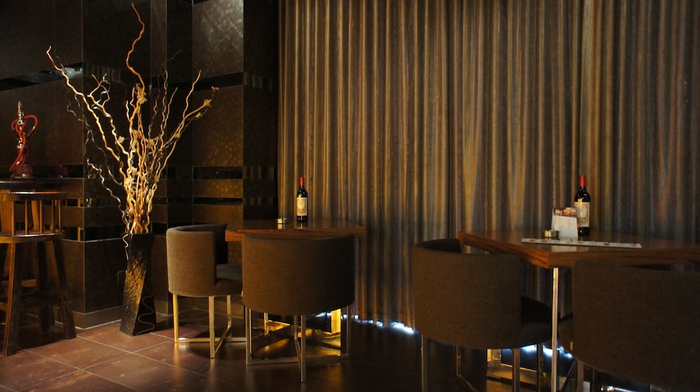 Qingdao Housing International Hotel 30/42