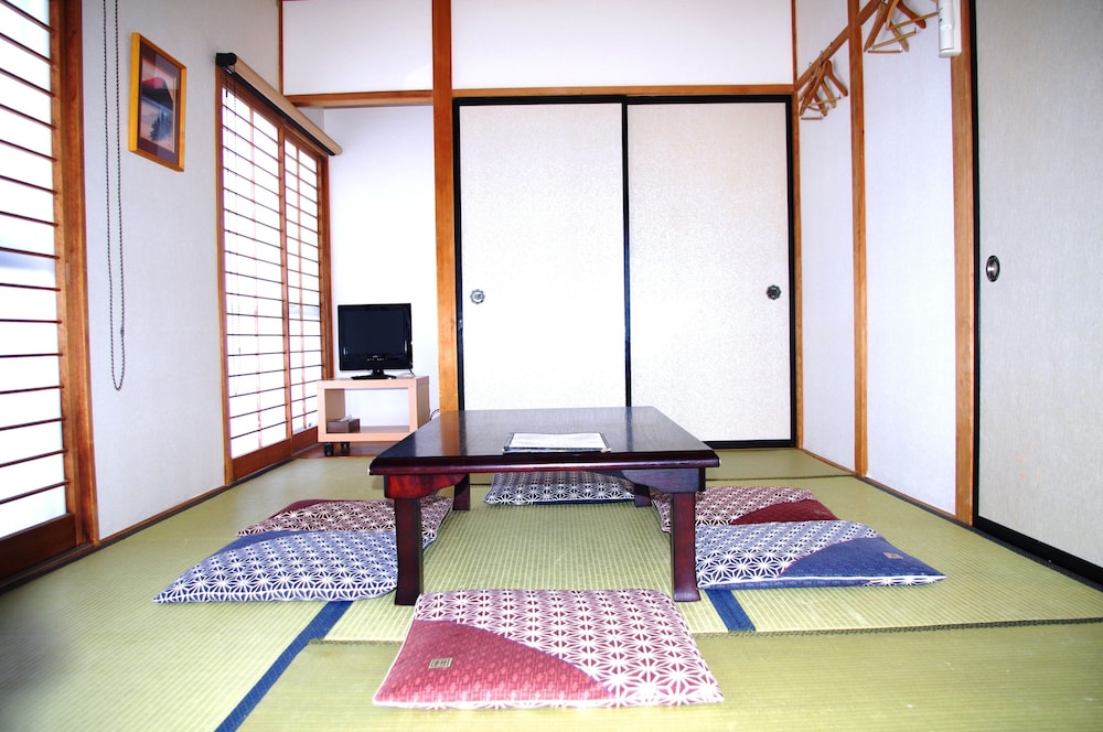 K S House Mt Fuji 55/68