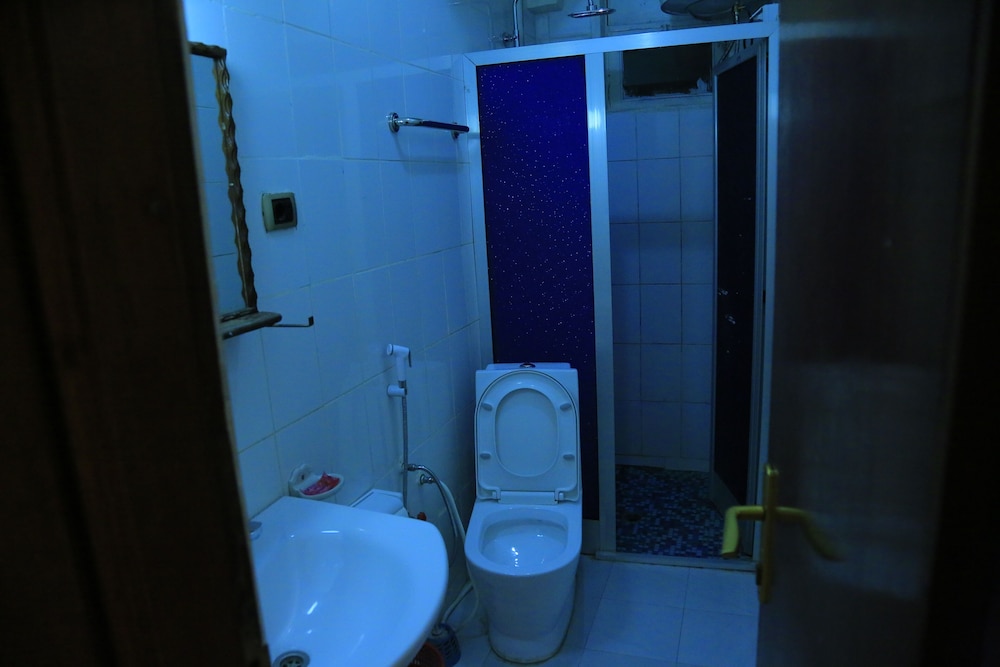 Dib Anbessa Hotel 37/39